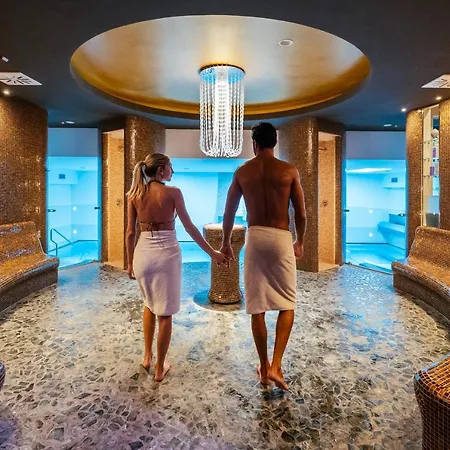 Apart Otel Luisa & Luxury 4*