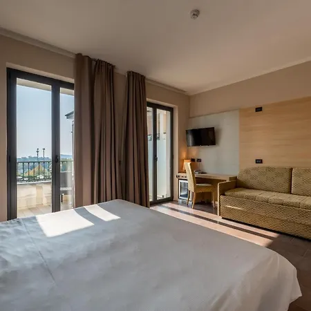 Apart Otel Luisa & Luxury San Felice del Benaco