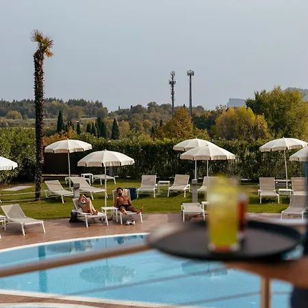 Luisa & Luxury Apart Otel San Felice del Benaco