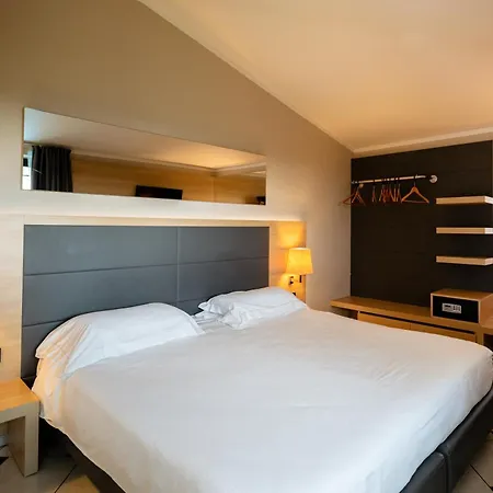 Luisa & Luxury 4*