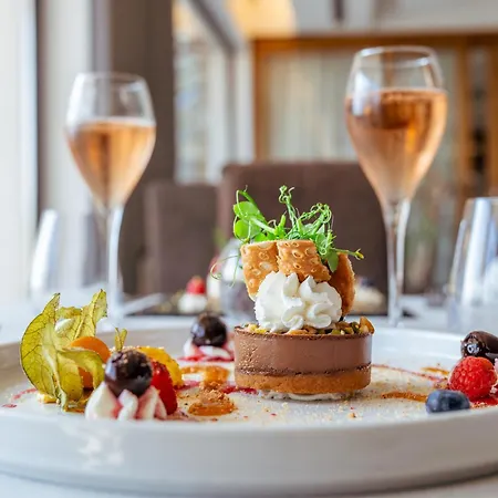 Apart-hotel Luisa & Luxury San Felice del Benaco